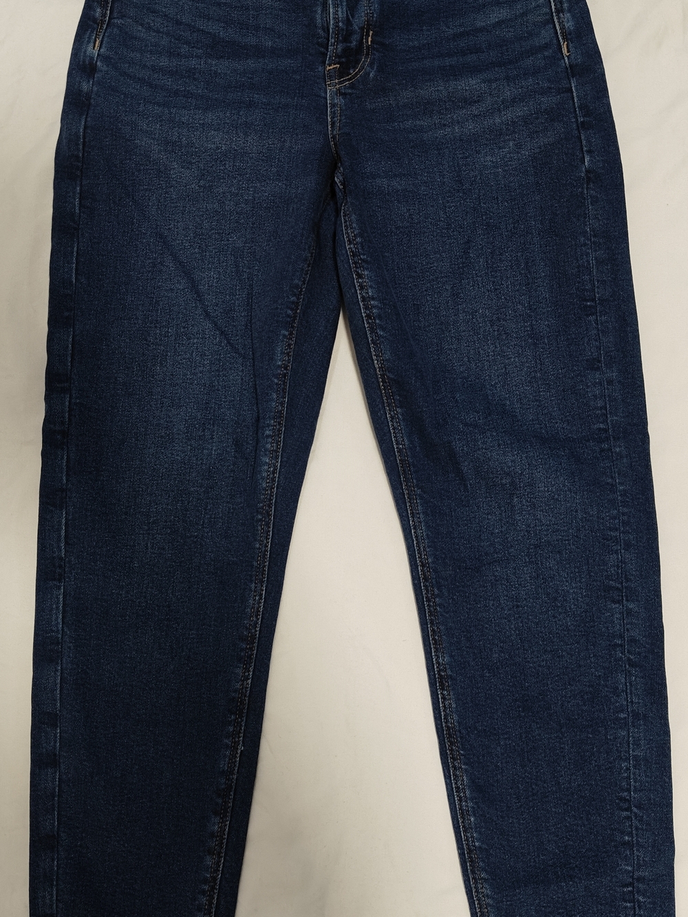 American Eagle Outfitters dark indigo Short denim jeans